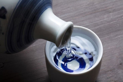 니혼슈 추천 음용 온도와 가정에서 쉽게 아츠캉 만드는 방법